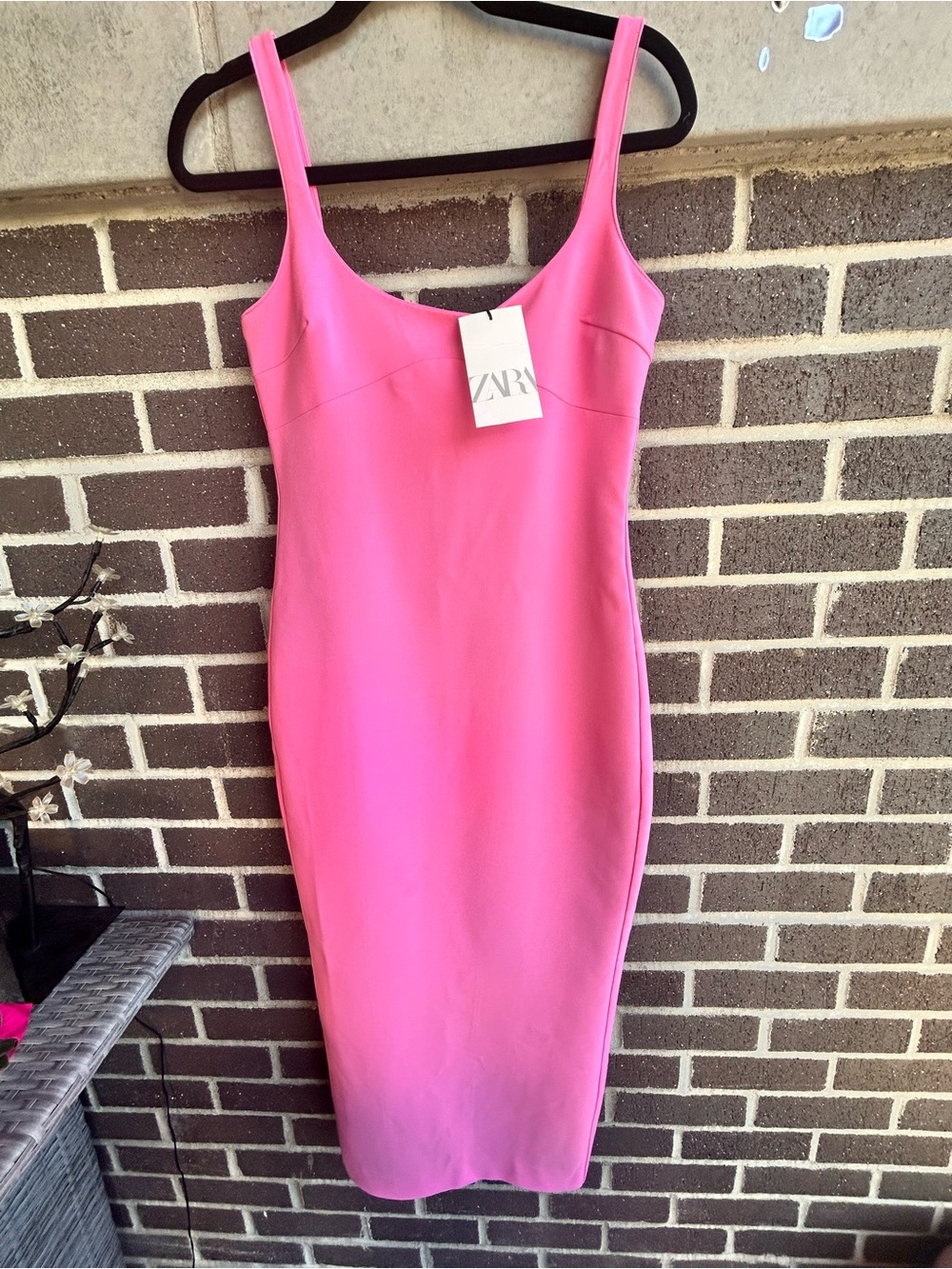 ZARA Pink Fitted Midi Dress - Size Medium